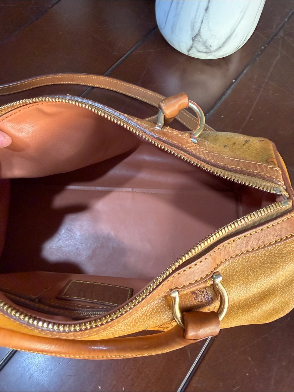 Alviero Martini World Map bag - Picture 9 of 13